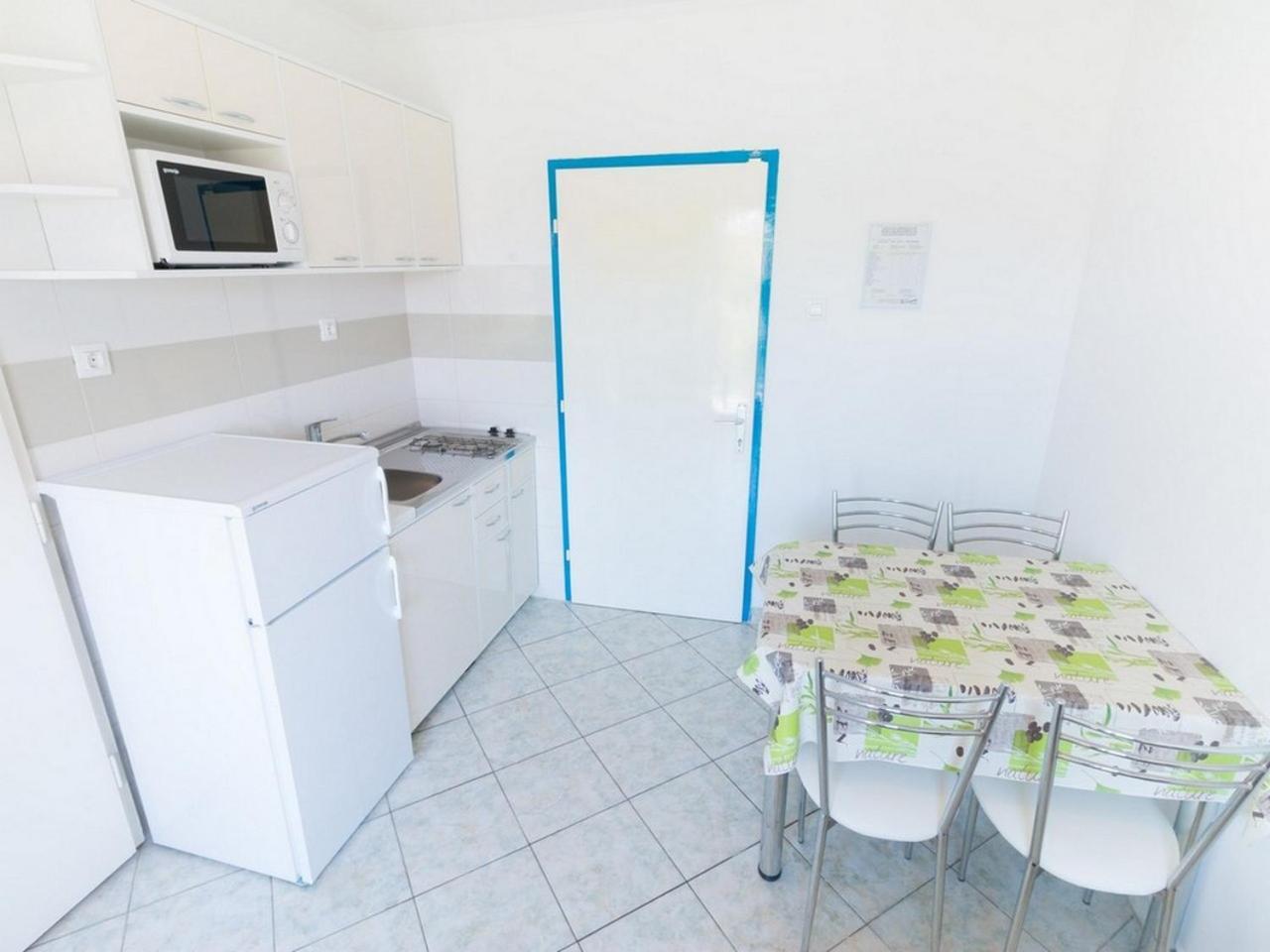 Apartment And Rooms Kristina Baska  Ngoại thất bức ảnh