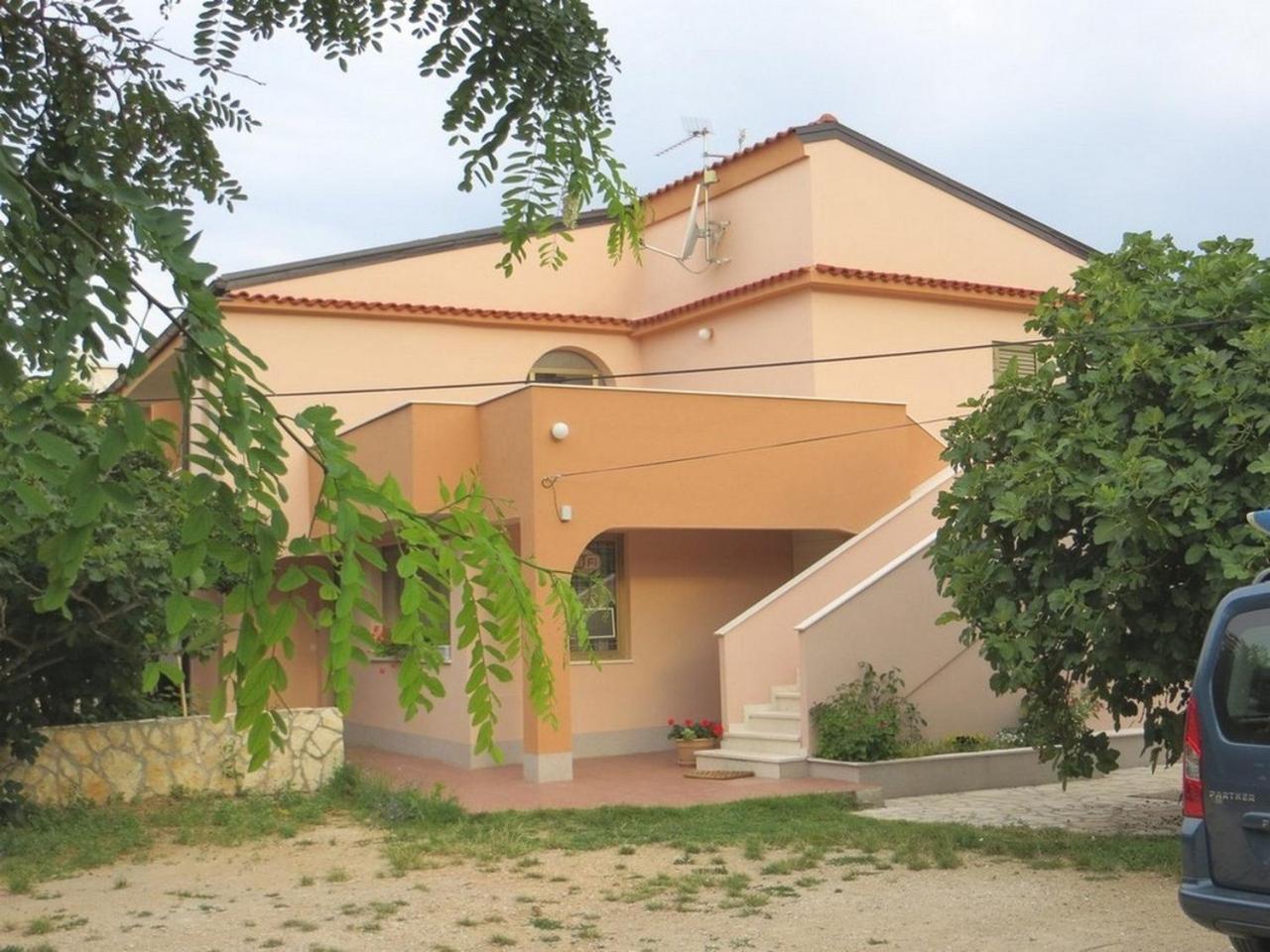 Apartment And Rooms Kristina Baska  Ngoại thất bức ảnh